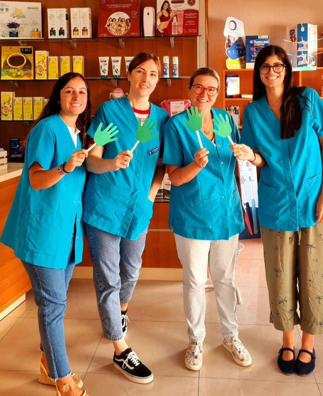 Equipo de farmacéuticas farmacia Dulzura en Ibi